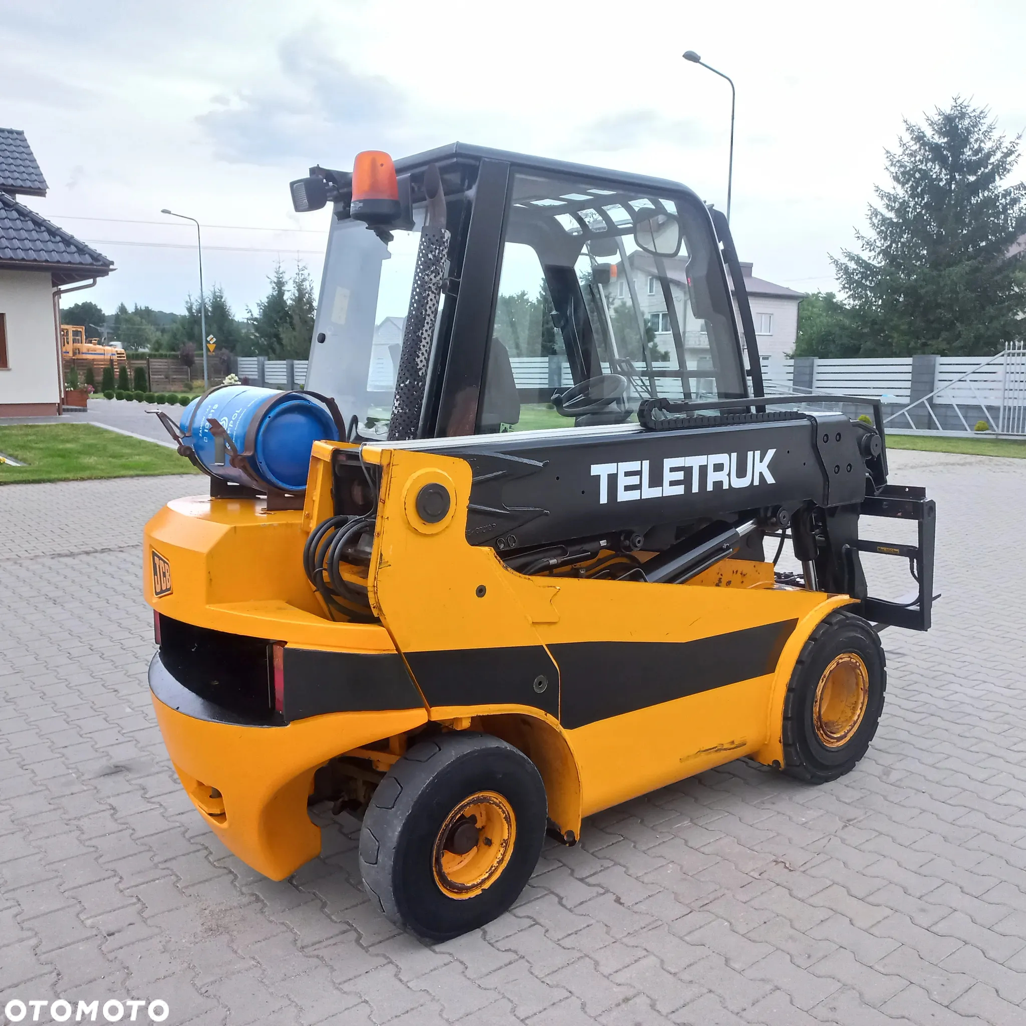 JCB TELETRUCK - 9