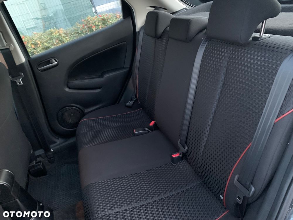 Mazda 2 1.3 Exclusive - 15