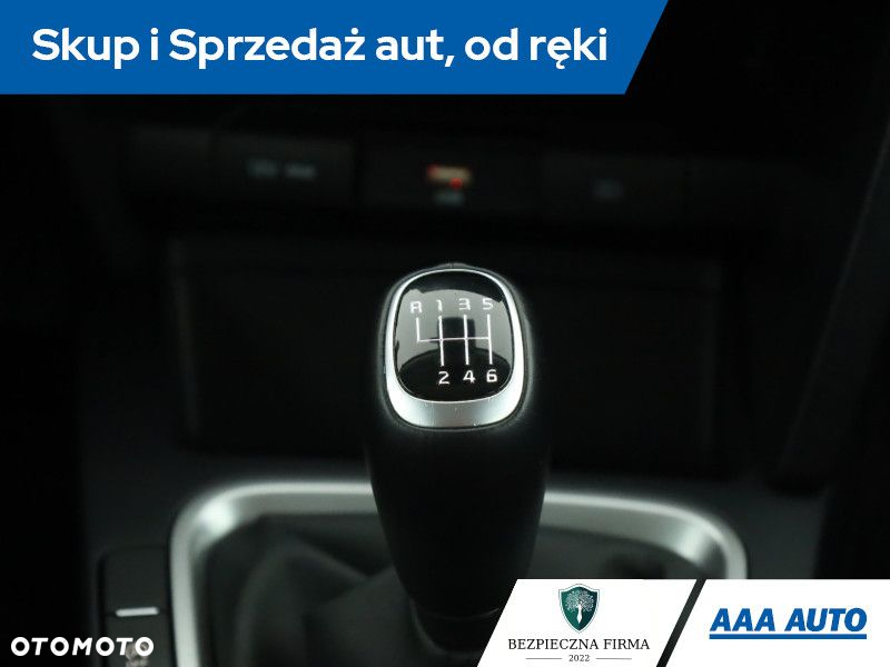Kia Ceed - 14