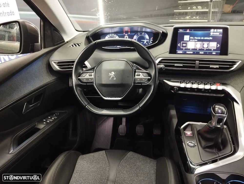 Peugeot 5008 1.5 BlueHDi Allure - 16