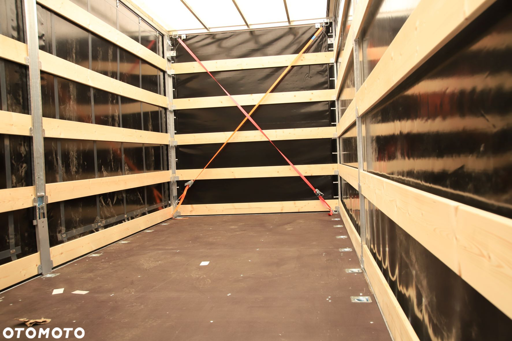 Niewiadów PRZYCZEPA FIRANKA ATLAS 6,2 X 2,25 3500 kg - 36