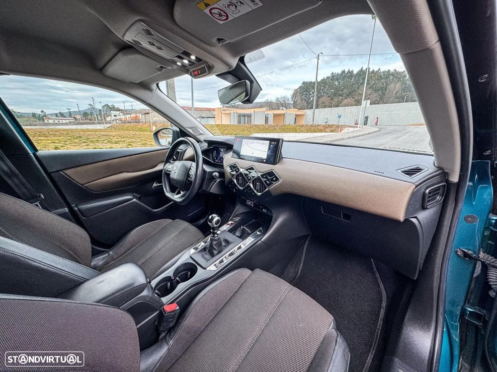 DS DS3 Crossback 1.2 PureTech Roofs of Paris - 16