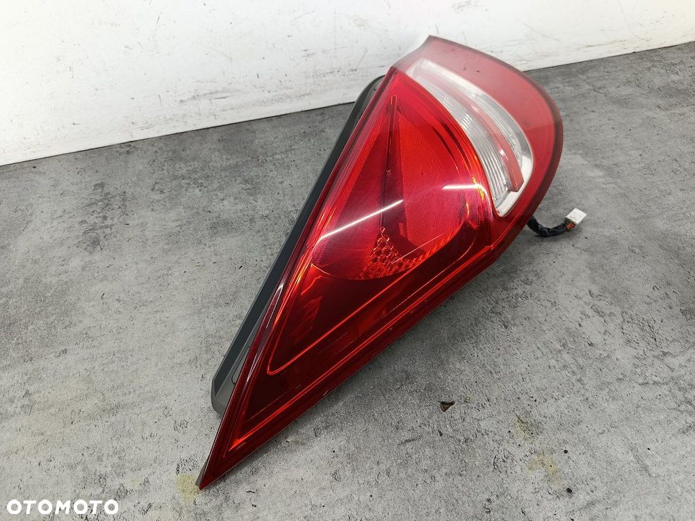 LAMPA TYLNA LEWA HYUNDAI I30 I 92401-2L0 HATCHBACK - 5