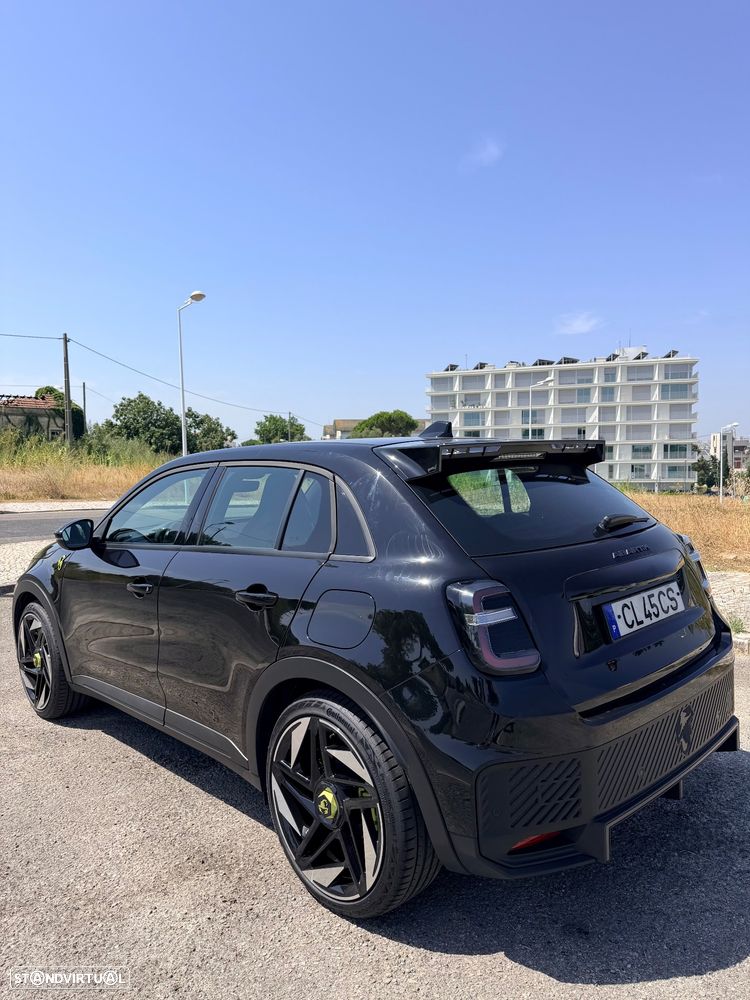 Abarth 600e 54 kWh Turismo - 2