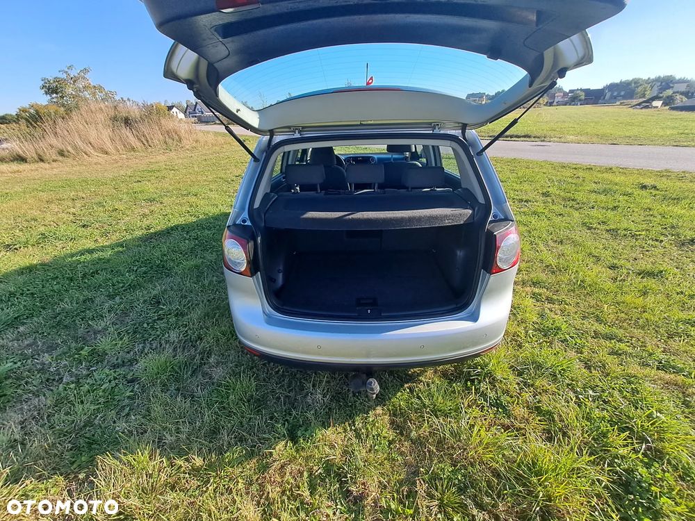 Volkswagen Golf Plus - 8