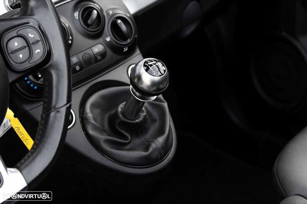 Fiat 500C 1.0 Hybrid Connect - 11