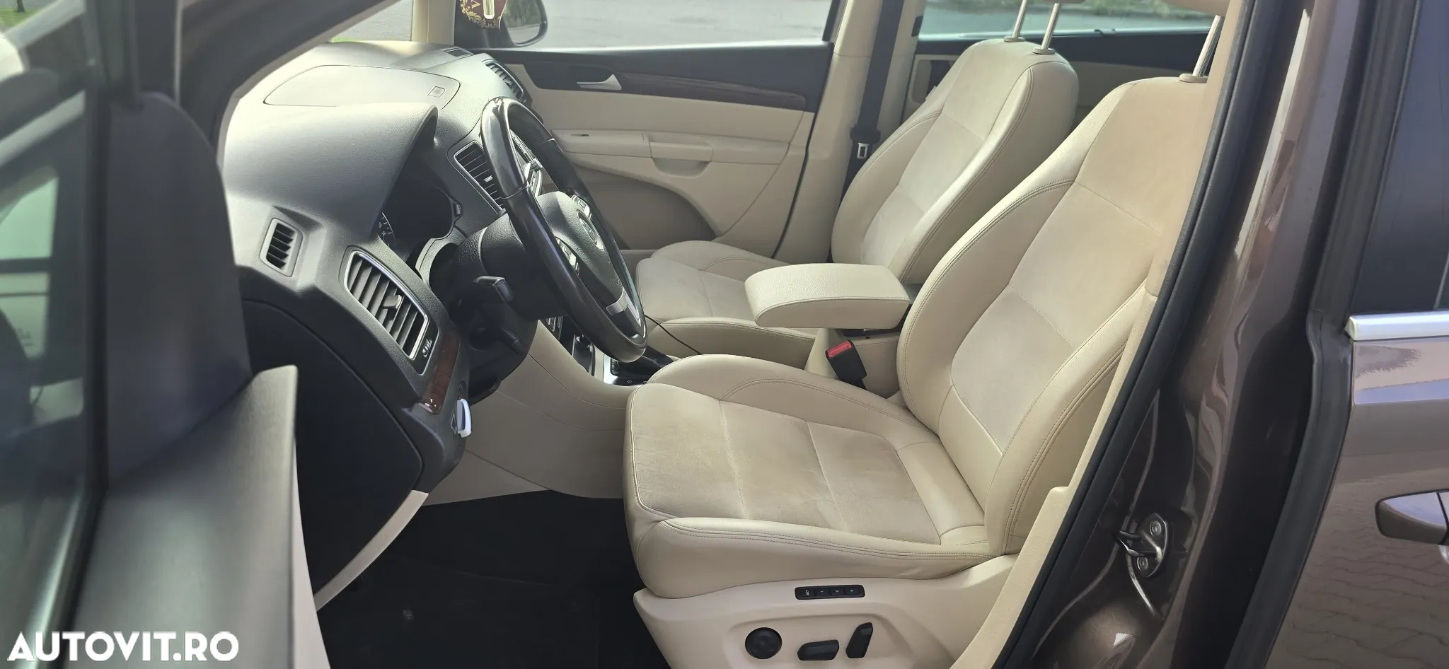 Volkswagen Sharan 2.0 TDI DSG BlueMotion Technology Highline - 26