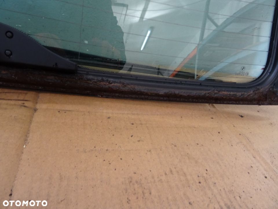 SZYBA KLAPY TYŁ BMW E39 KOMBI 95-00 NR62 - 16