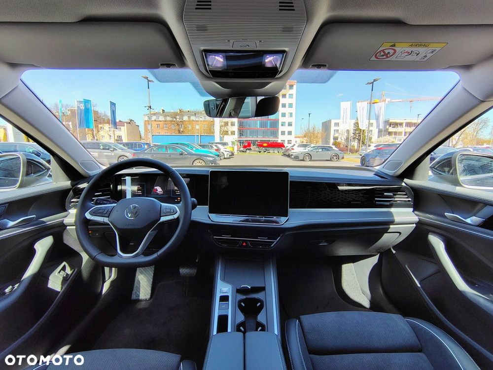 Volkswagen Passat - 21