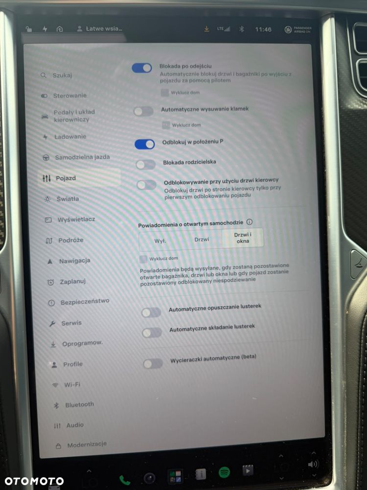 Tesla Model S - 22
