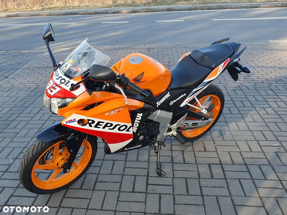 Honda CBR - 23