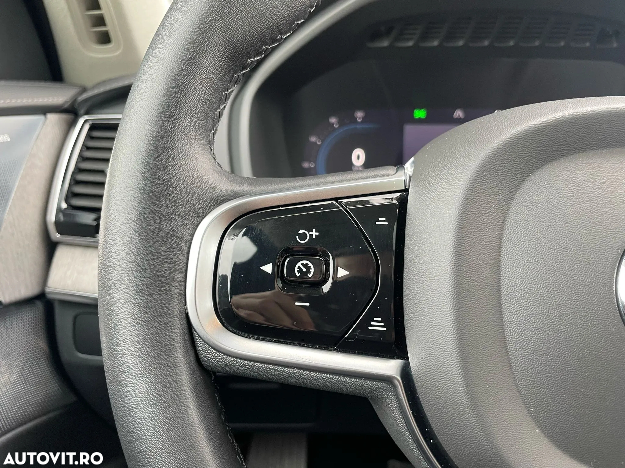 Volvo XC 90 B5 MHEV AWD 7 locuri Inscription - 13