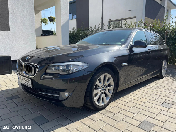 BMW Seria 5 520d Touring Aut.