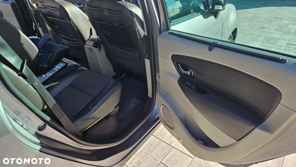 Renault Scenic - 8