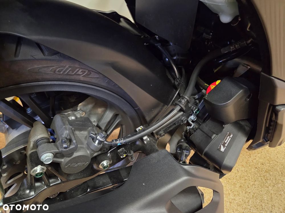 Honda SH - 9