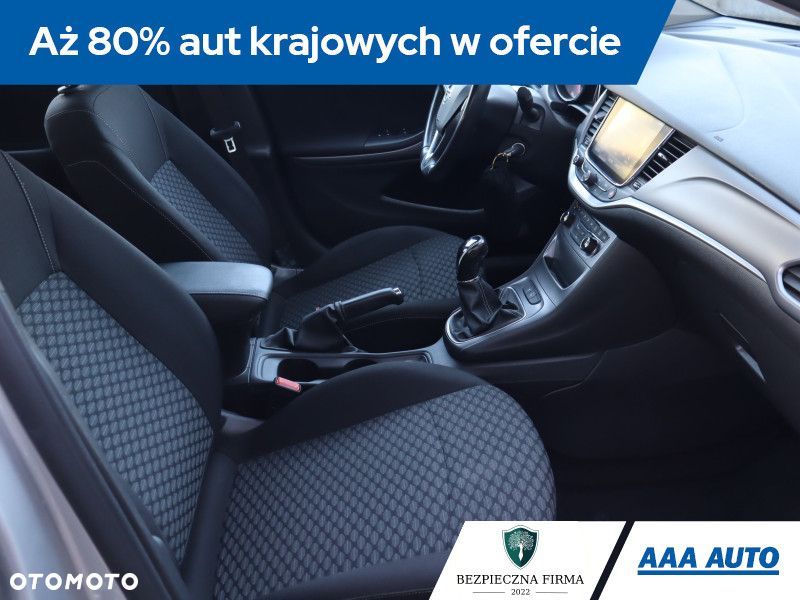 Opel Astra - 10