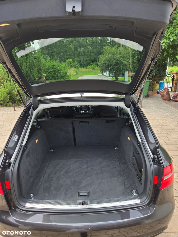 Audi A4 Avant - 10