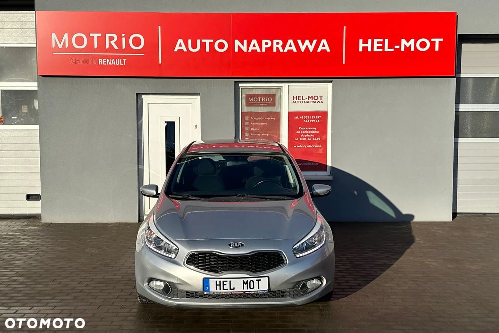 Kia Ceed - 13
