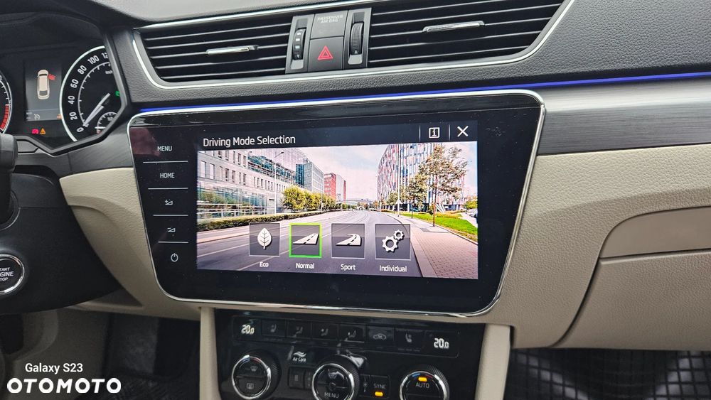 Skoda Superb 2.0 TDI DSG Premium Edition - 9