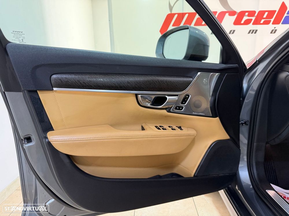 Volvo V90 Cross Country 2.0 D4 Pro AWD Geartronic - 13