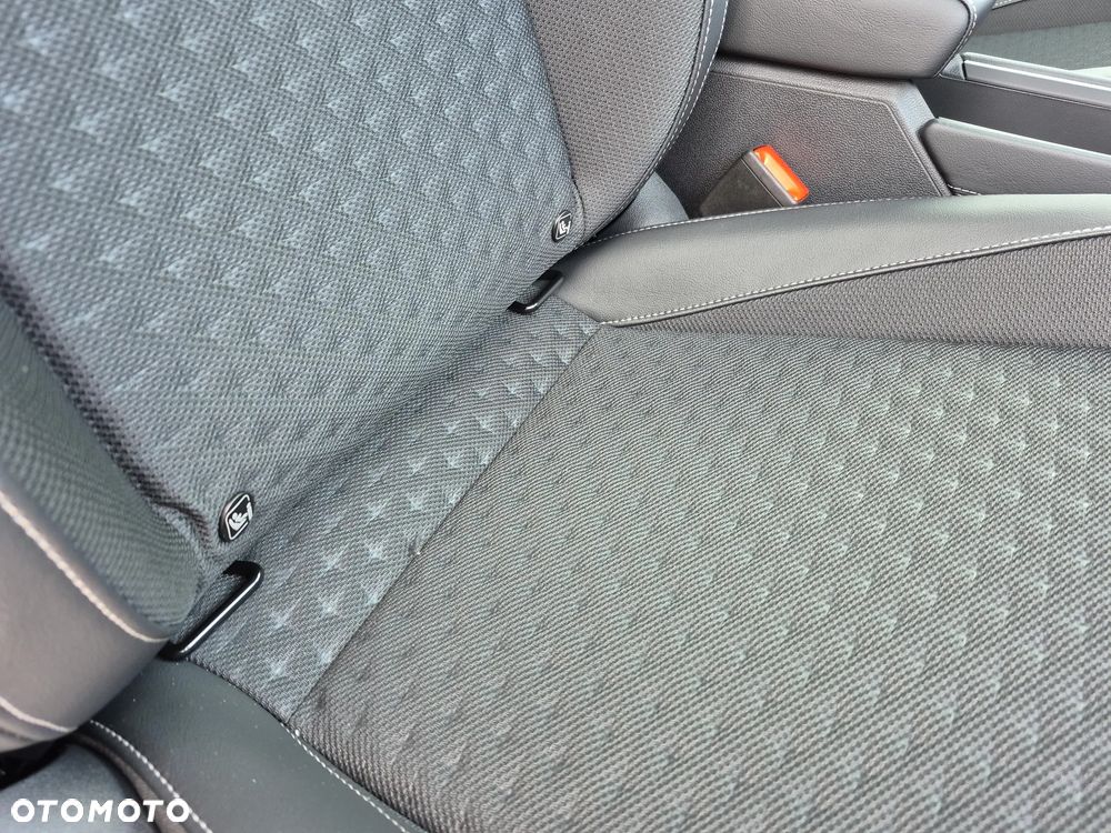 Volkswagen T-Roc 1.5 TSI R-Line DSG - 16