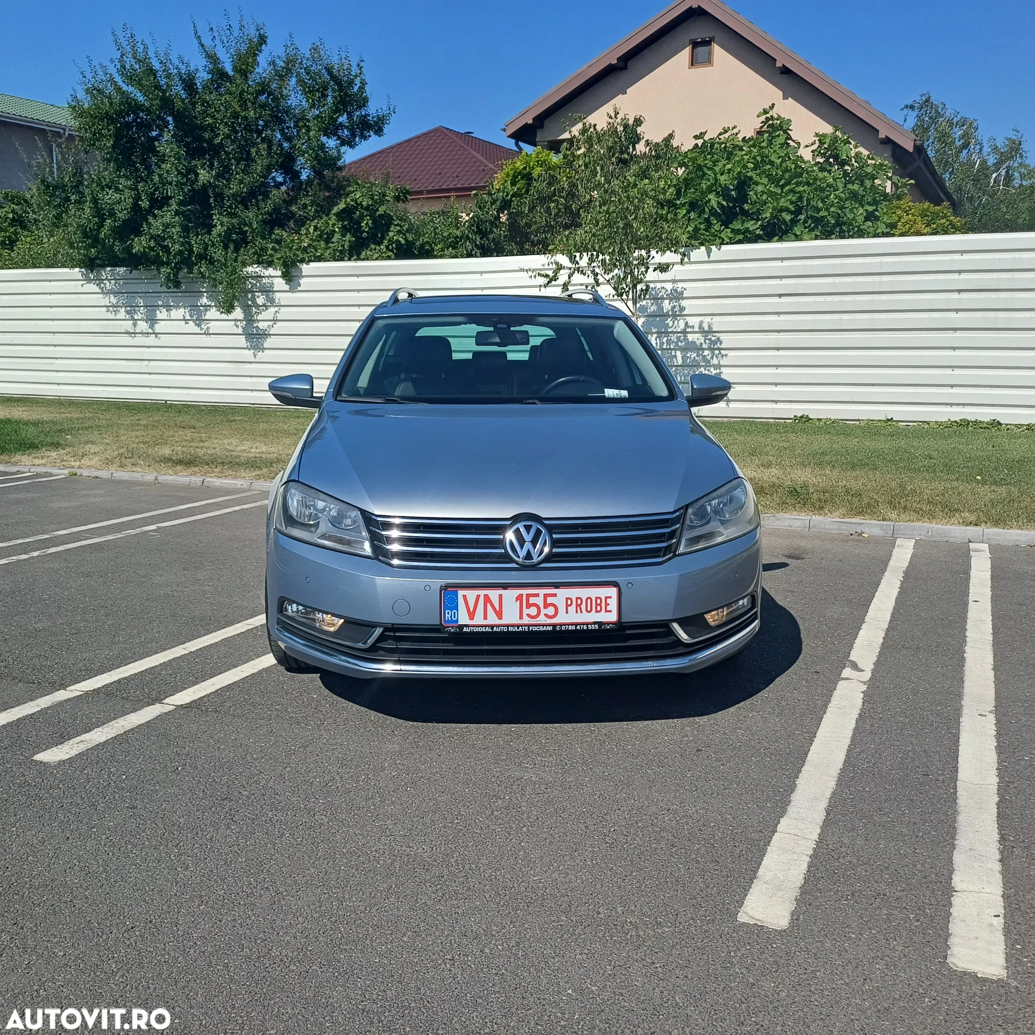 Volkswagen Passat Variant 2.0 TDI BlueMotion Technology R-Line - 14