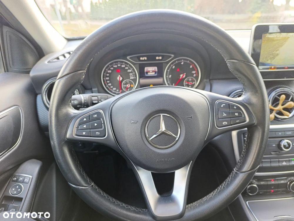 Mercedes-Benz Klasa A 180 CDI - 12