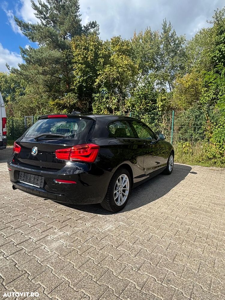 BMW Seria 1 116i - 4