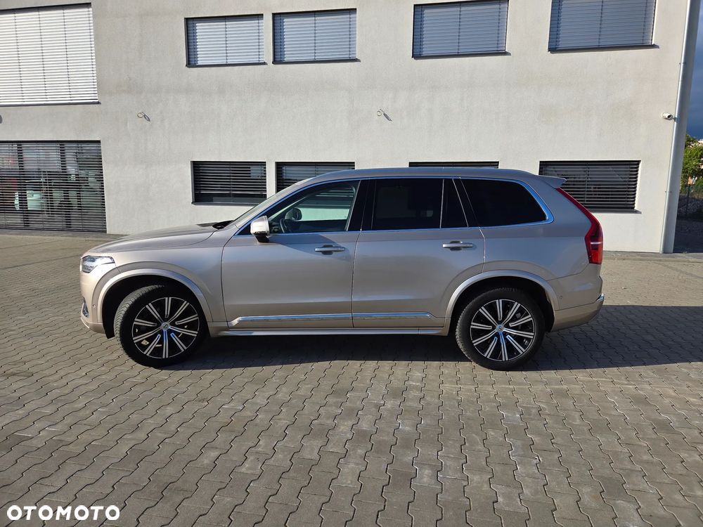 Volvo XC 90 B5 D AWD Plus Bright - 22