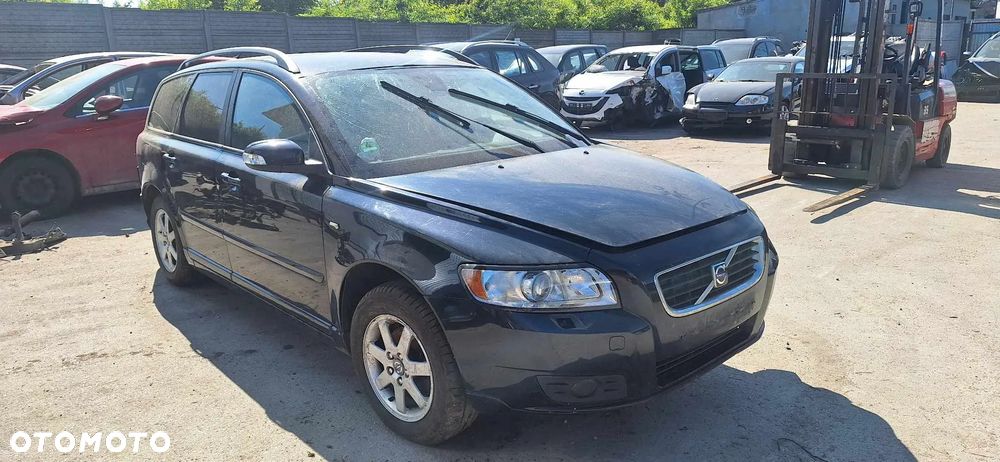 VOLVO V50 1,6D hdi rozrusznik - 3