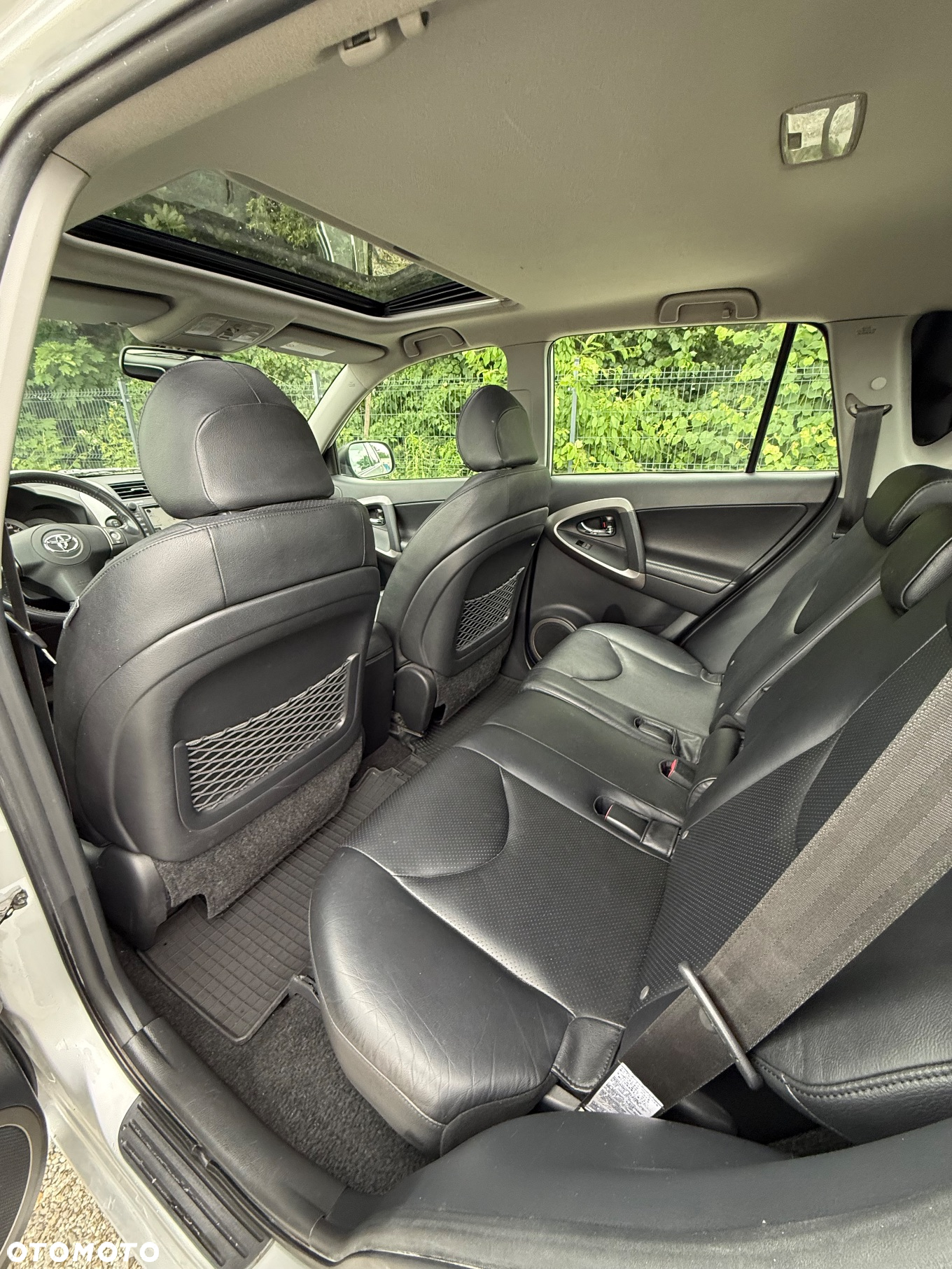 Toyota RAV4 2.0 4x4 Automatik Executive - 13
