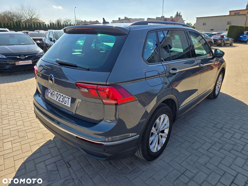 Volkswagen Tiguan - 4