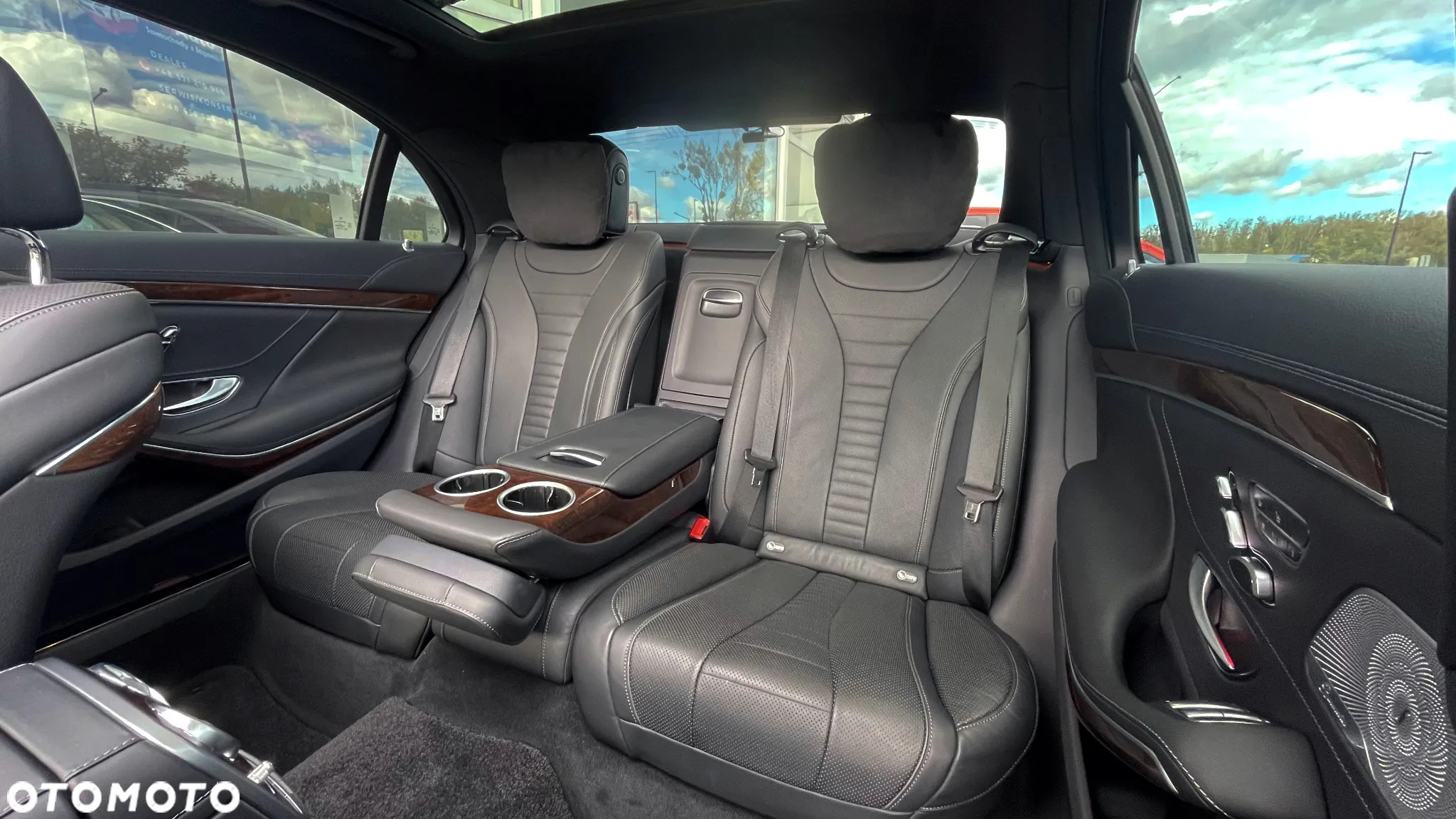 Mercedes-Benz Klasa S 560 4-Matic L 9G-TRONIC - 14