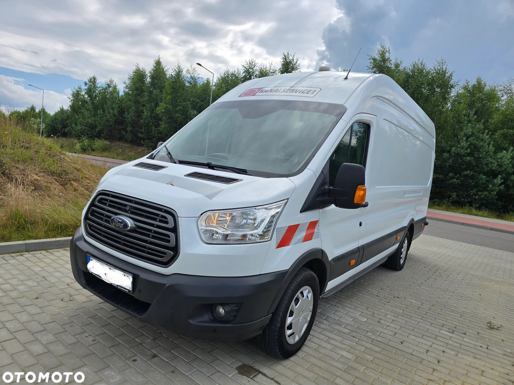 Ford Transit - 1