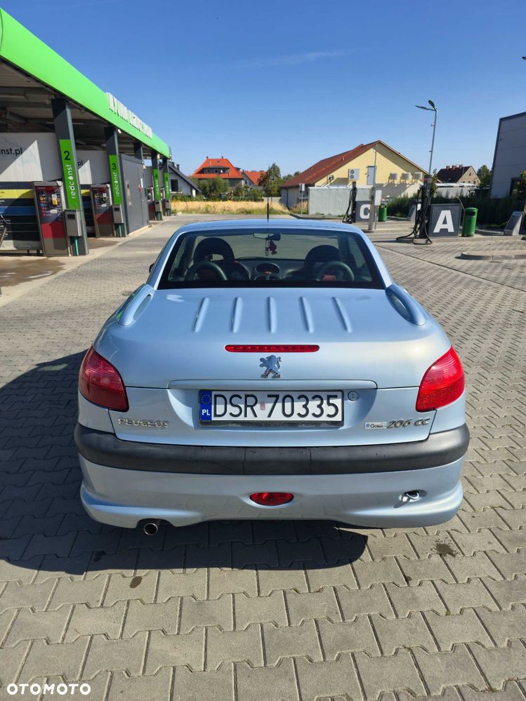 Peugeot 206 CC - 2