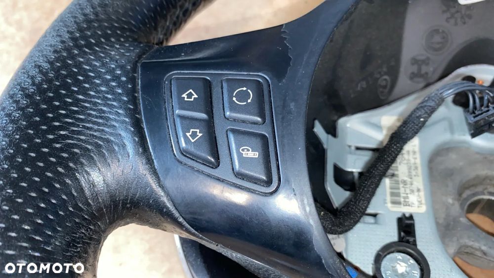 KIEROWNICA BMW  E87 E90 E91 E92 E93 ŁOPATKI M PAKIET 7844017 - 2