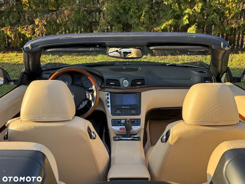 Maserati GranCabrio Standard - 20