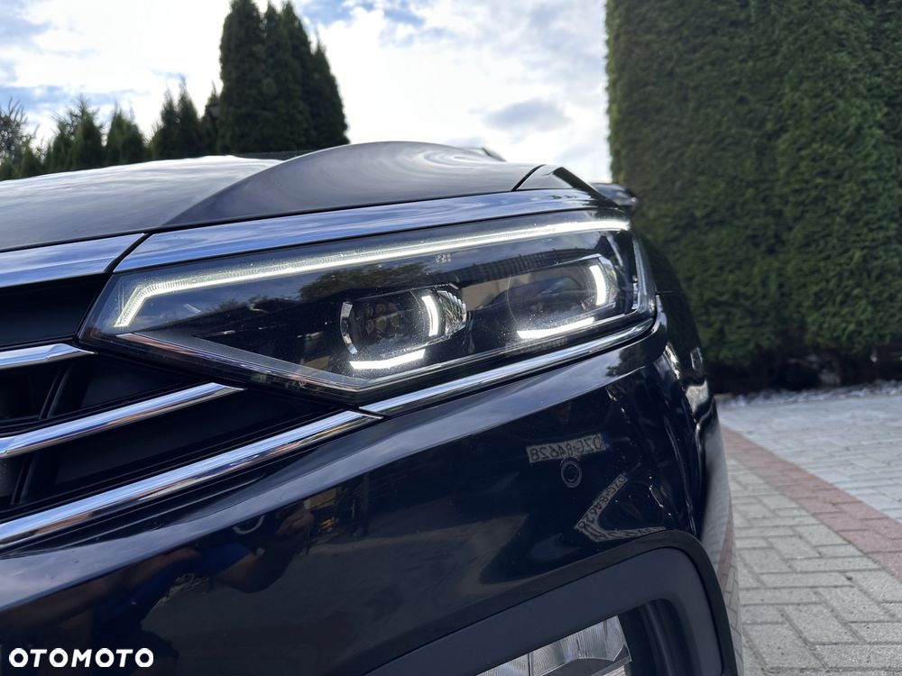 Volkswagen Passat Variant 2.0 TDI SCR DSG Elegance - 9