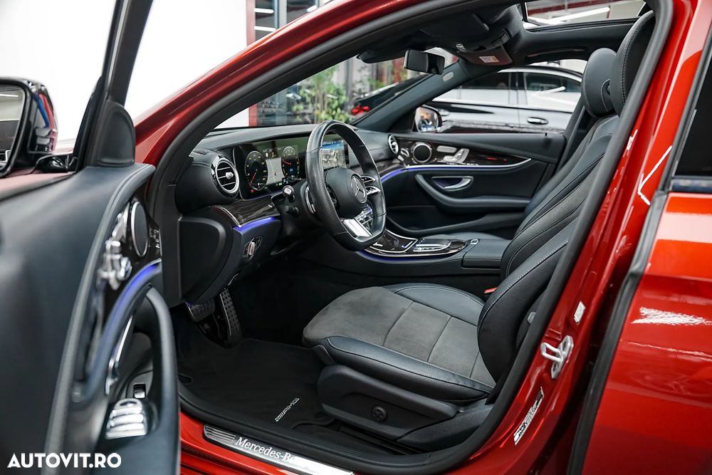 Mercedes-Benz E 300 9G-TRONIC AMG Line - 4