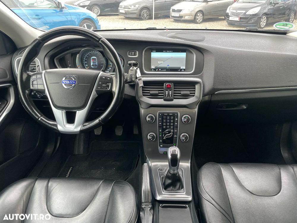 Volvo V40 - 20