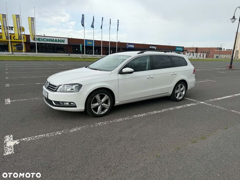 Volkswagen Passat 1.6 TDI BlueMotion Technology Comfortline - 4