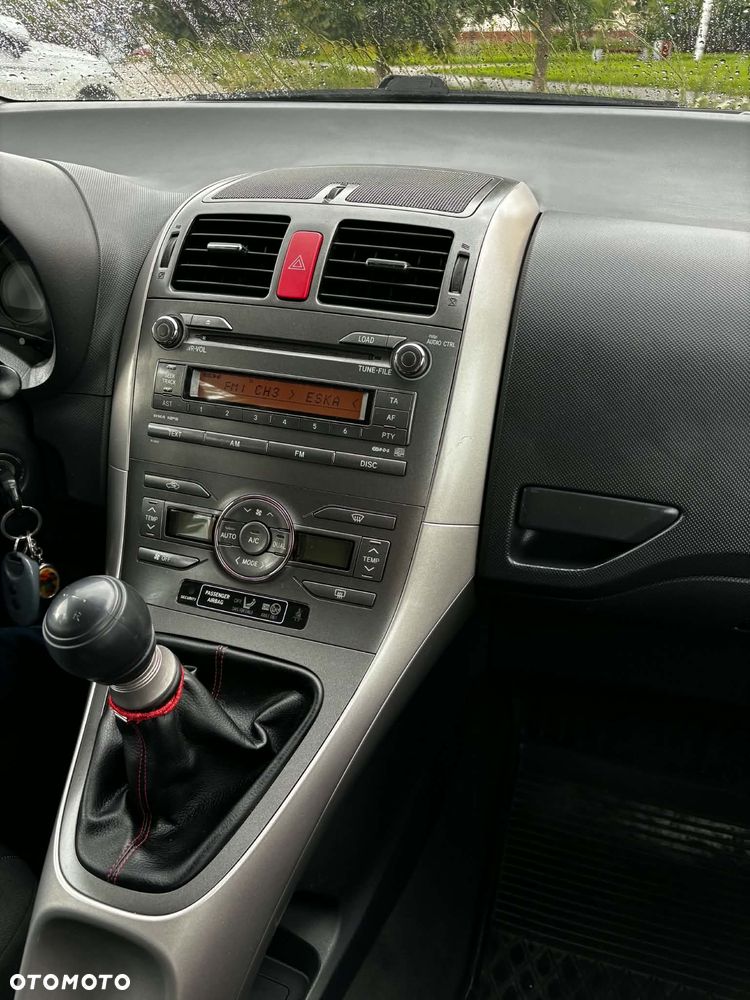 Toyota Auris 1.6 VVT-i Premium - 5