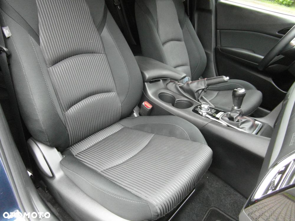 Mazda 3 SKYACTIV-G 120 Urban Limited - 20