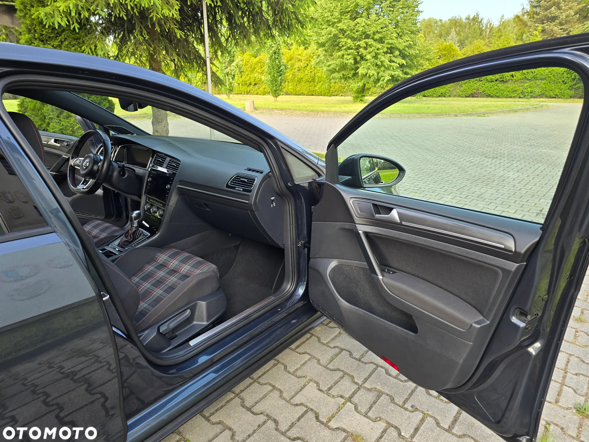 Volkswagen Golf GTI (BlueMotion Technology) DSG - 19