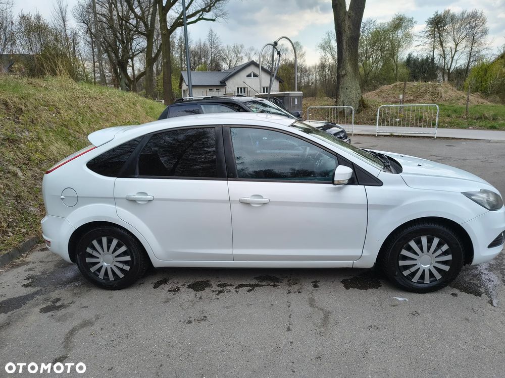 Ford Focus 1.6 16V Trend - 3