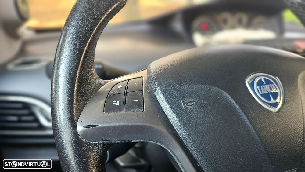 Lancia Ypsilon 1.3 M-jet S&S Silver - 13