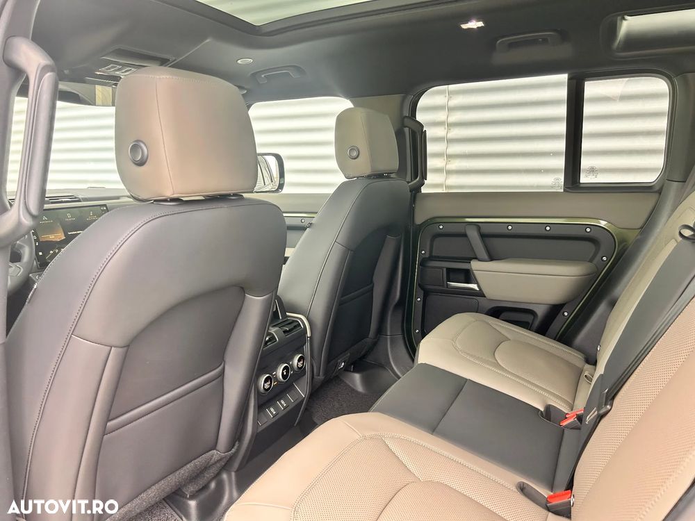 Land Rover Defender 110 3.0 D250 MHEV X-Dynamic SE - 11