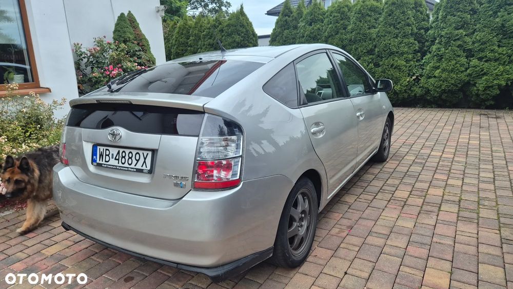 Toyota Prius 1.5 VVT-i Sol - 6