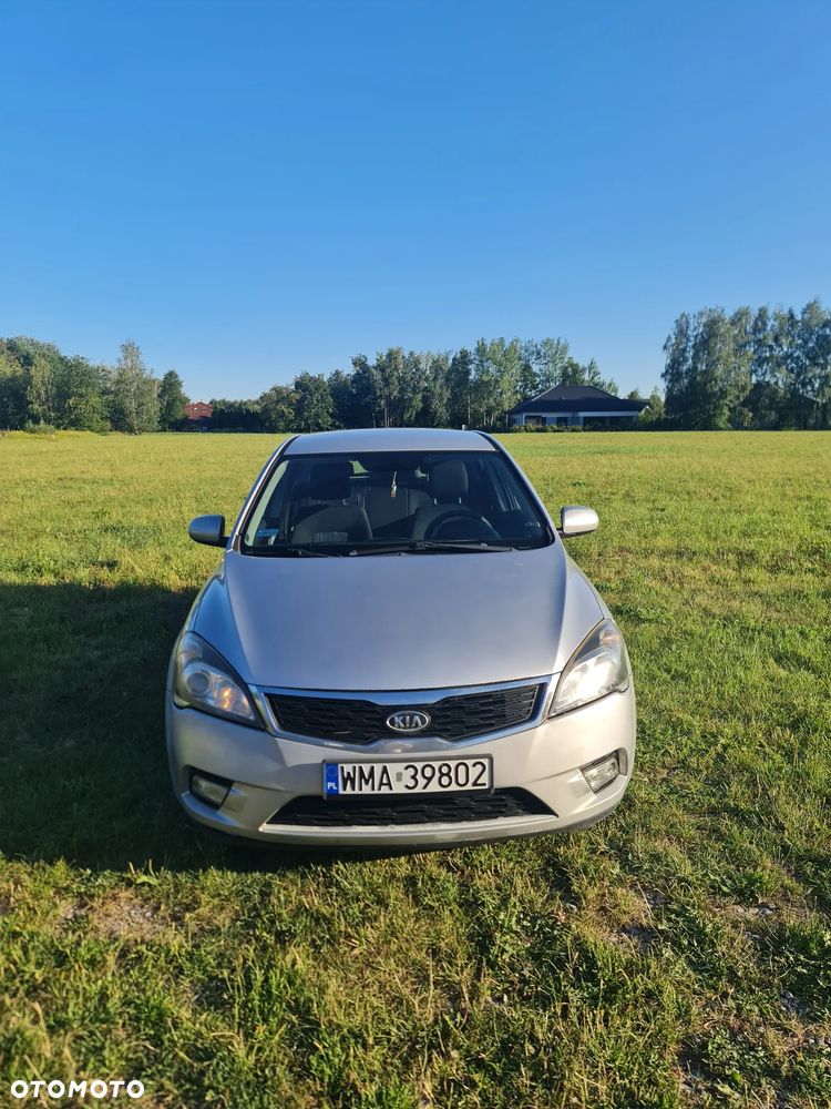 Kia Ceed 1.4 Comfort - 2