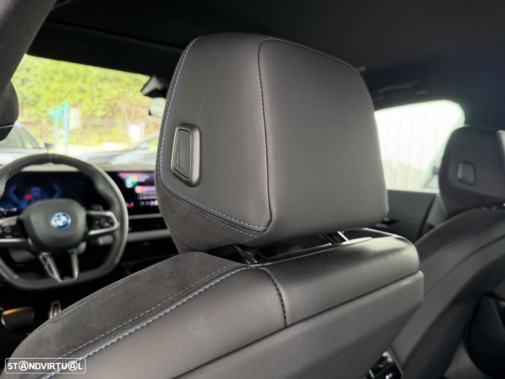 BMW 530 e Pack Desportivo M - 46